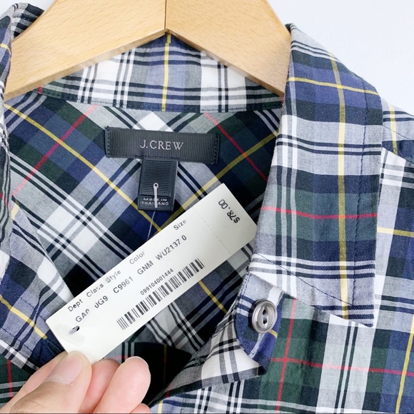 NWT J.Crew Shrunken Boy Shirt in forest plaid Sz 0 - Picture 3 of 5